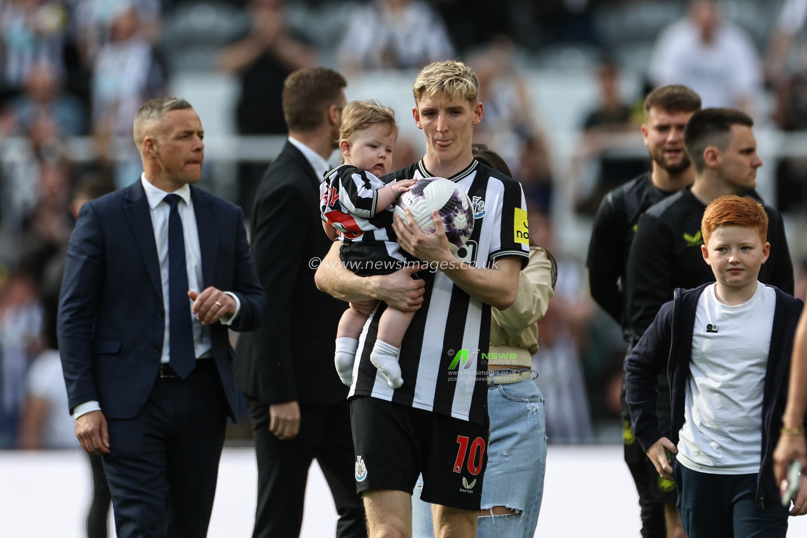 Anthony Gordon of Newcastle United after the game during the Premier League match Newcastle United vs Brighton and Hove Albion at St. James's Park, Newcastle, United Kingdom, 11th May 2024

(Photo by Mark Cosgrove/News Images)