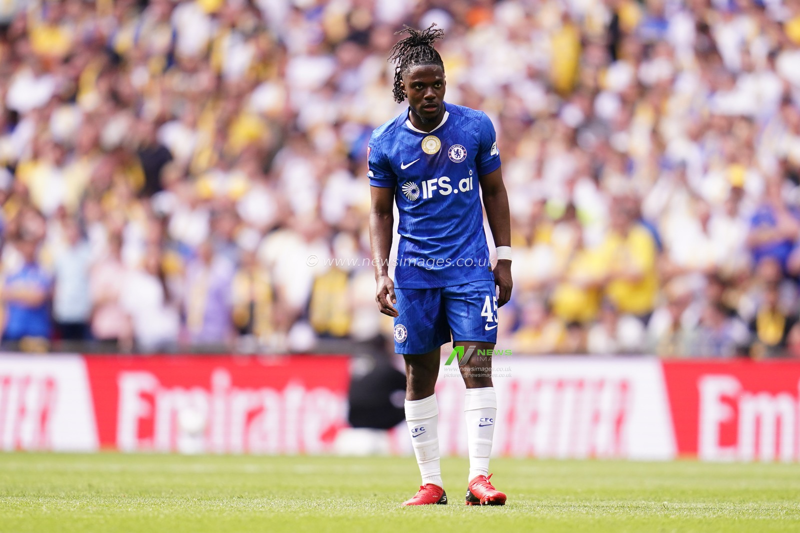 Romeo Lavia of Chelsea during the Emirates FA Cup Semi-Final match Chelsea vs Leeds United at Wembley Stadium, London, United Kingdom on 26 April 2026

(Photo by Harvey Murphy/News Images)