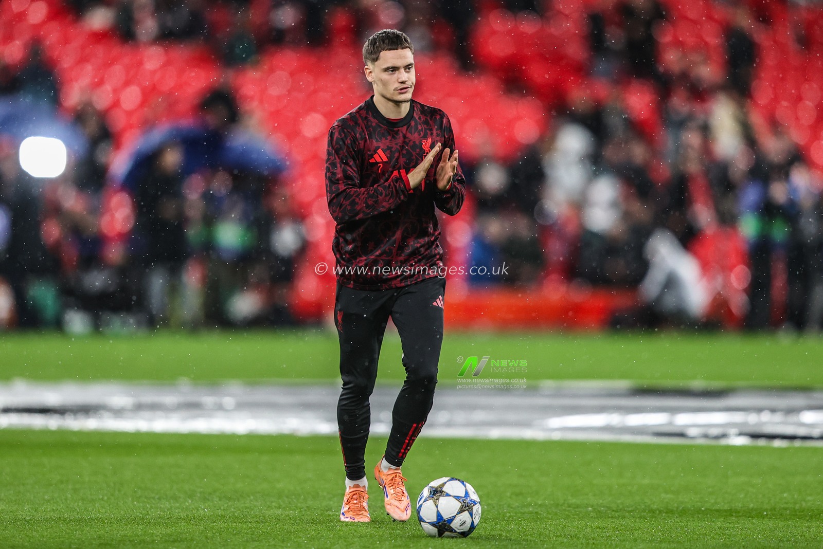 Florian Wirtz of Liverpool in the pregame warmup session during the UEFA Champions League Matchday 4 of 8 Liverpool vs Real Madrid at Anfield, Liverpool, United Kingdom, 4th November 2025

(Photo by Alfie Cosgrove/News Images)

*** GER AUT SUI OUT ***