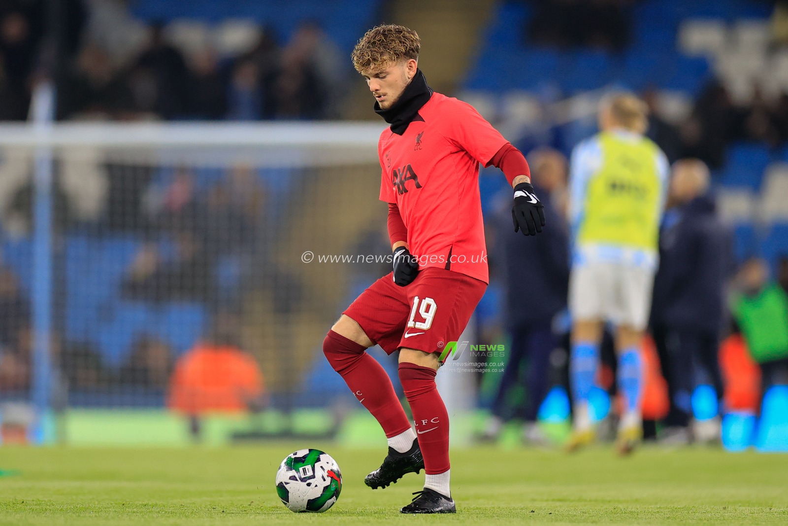 Harvey Elliott #19Â of Liverpool during the pre-game warm up ahead of the Carabao Cup Fourth Round match Manchester City vs Liverpool at Etihad Stadium, Manchester, United Kingdom, 22nd December 2022

(Photo by Conor Molloy/News Images)