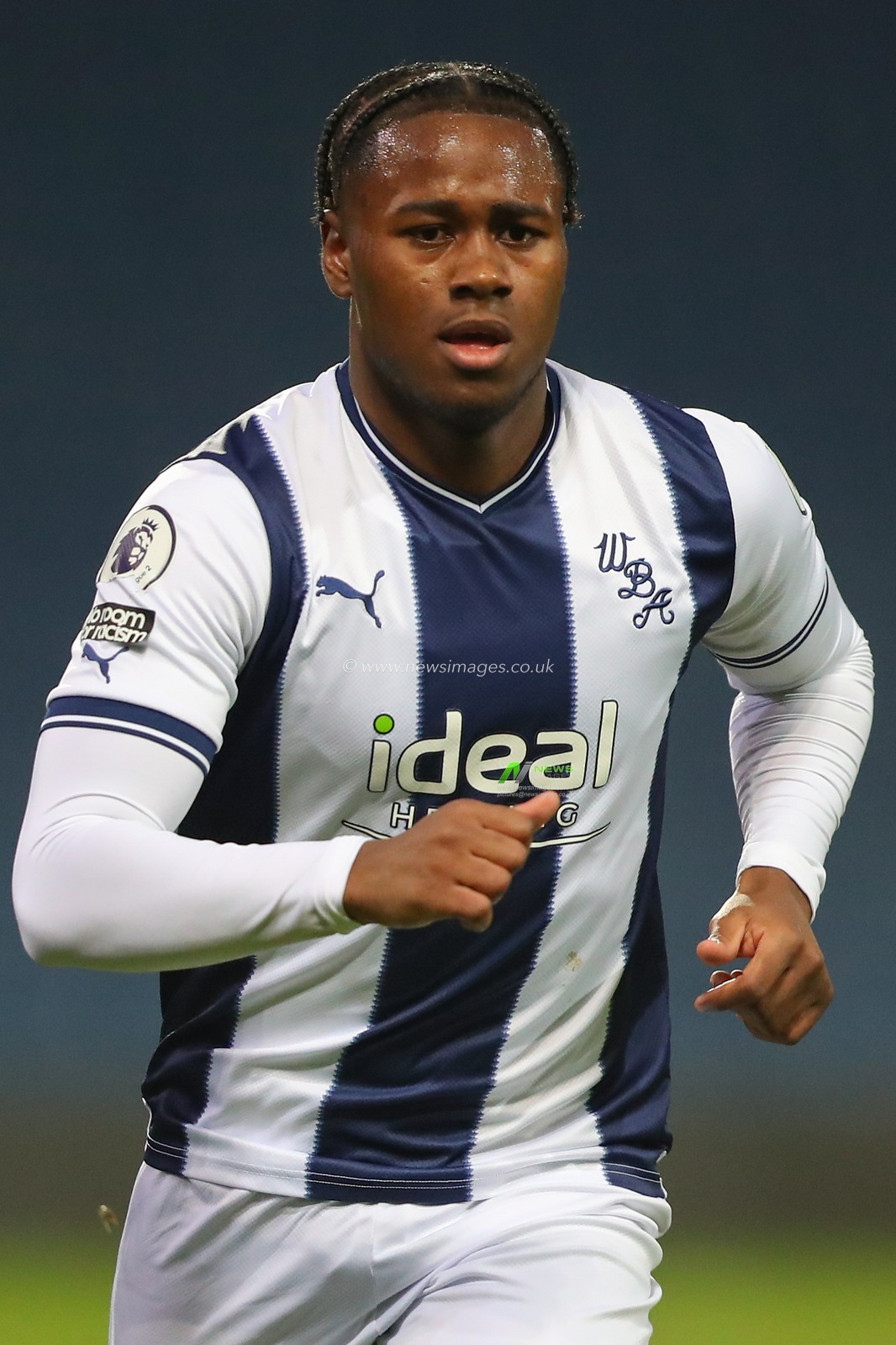 Reyes Cleary #28 of West Bromwich Albion during the Premier League 2 U23 match West Bromwich Albion U23 vs Aston Villa U23 at The Hawthorns, West Bromwich, United Kingdom, 27th January 2023

(Photo by Gareth Evans/News Images)