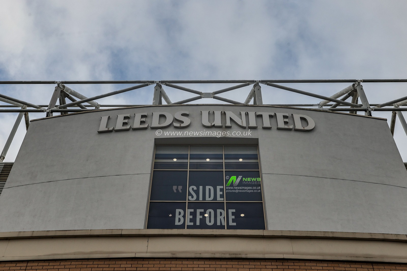 A general view of Elland Road ahead of the Premier League match Leeds United vs Aston Villa at Elland Road, Leeds, United Kingdom, 23rd November 2025

(Photo by Alfie Cosgrove/News Images)

*** GER AUT SUI OUT ***