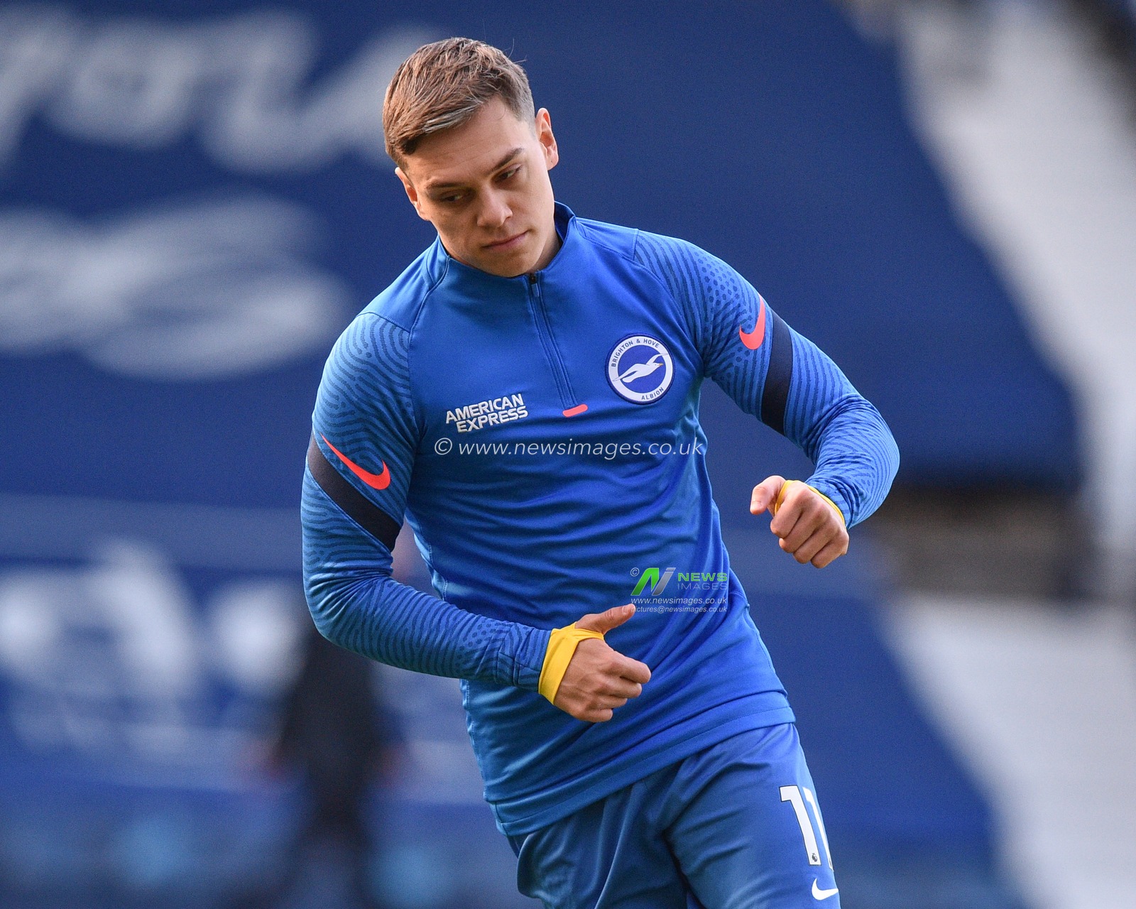 Leandro Trossard #11 of Brighton & Hove Albion during the warm up