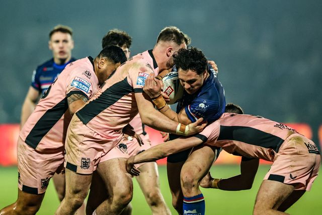 Seth Nikotemo of Wakefield Trinity is tackled during the Betfred Super League match Wakefield Trinity vs Hull FC at DIY Kitchens Stadium, Wakefield, United Kingdom on 05 March 2026

(Photo by Alfie Cosgrove/News Images)
