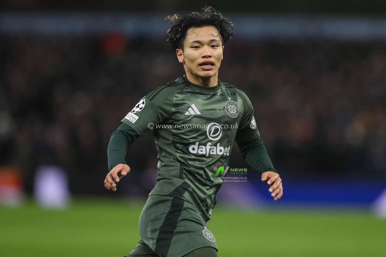 Reo Hatate of Celtic during the UEFA Champions League Matchday 8 of 8 Aston Villa vs Celtic at Villa Park, Birmingham, United Kingdom, 29th January 2025

(Photo by Gareth Evans/News Images)
