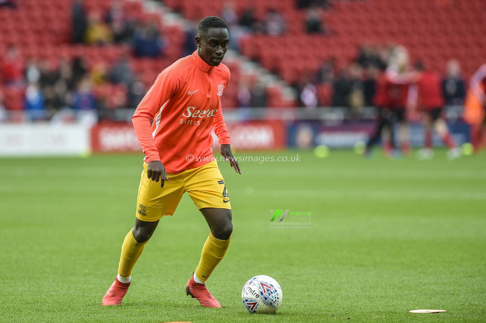 2nd November 2019, Stadium Of Light, Sunderland, England; Sky Bet League 1, Sunderland v Southend United : Elvis Bwomono of Southend United

Credit: Iam Burn/News Images