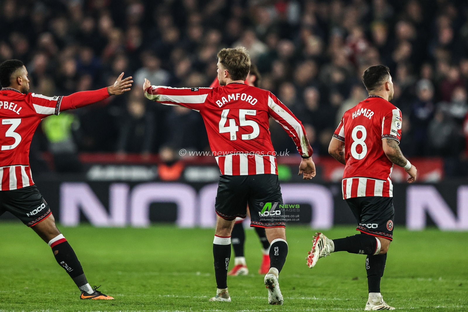 Patrick Bamford of Sheffield United celebrates his goal to make it 1-2 during the Sky Bet Championship match Sheffield United vs Middlesbrough at Bramall Lane, Sheffield, United Kingdom on 09 February 2026

(Photo by Alfie Cosgrove/News Images)