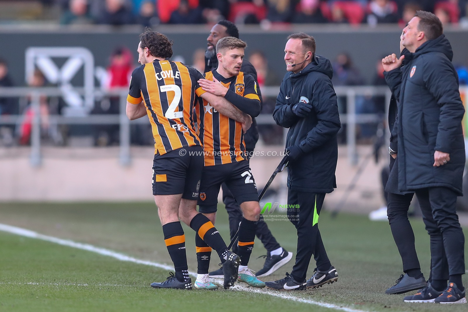 Lewis Coyle #2 of Hull City comes on for Regan Slater #27 of Hull City during the Sky Bet Championship match Bristol City vs Hull City at Ashton Gate, Bristol, United Kingdom, 25th February 2023

(Photo by Gareth Evans/News Images)