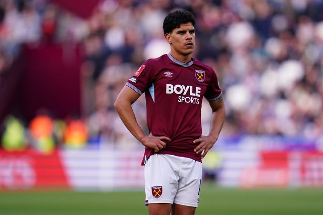 Mateus Fernandes of West Ham United during the Emirates FA Cup Quarter-Final match West Ham United vs Leeds United at London Stadium, London, United Kingdom on 04 April 2026

(Photo by Harvey Murphy/News Images)