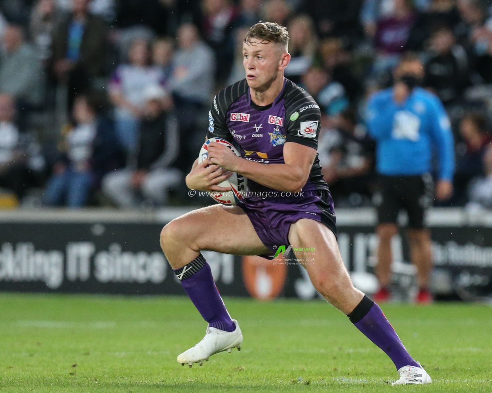 Harry Newman (3) of Leeds Rhinos during the game