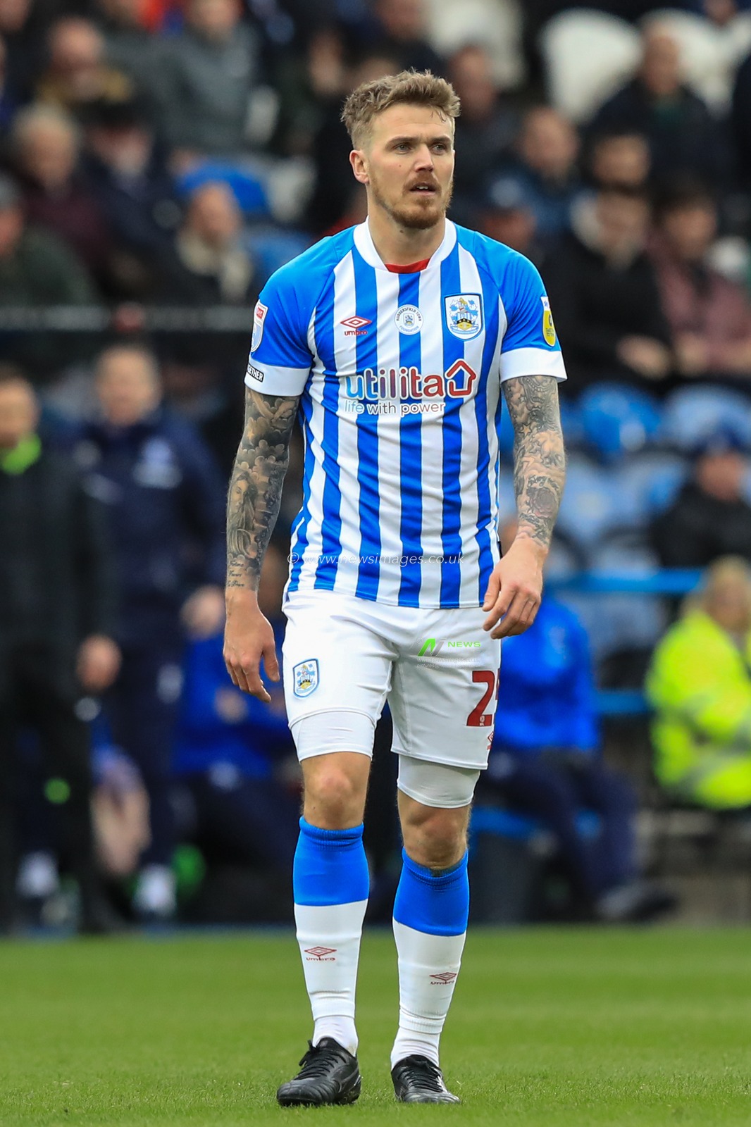 Danny Ward #25 of Huddersfield Town during the Sky Bet Championship match Huddersfield Town vs Middlesbrough at John Smith's Stadium, Huddersfield, United Kingdom, 1st April 2023

(Photo by Alfie Cosgrove/News Images)