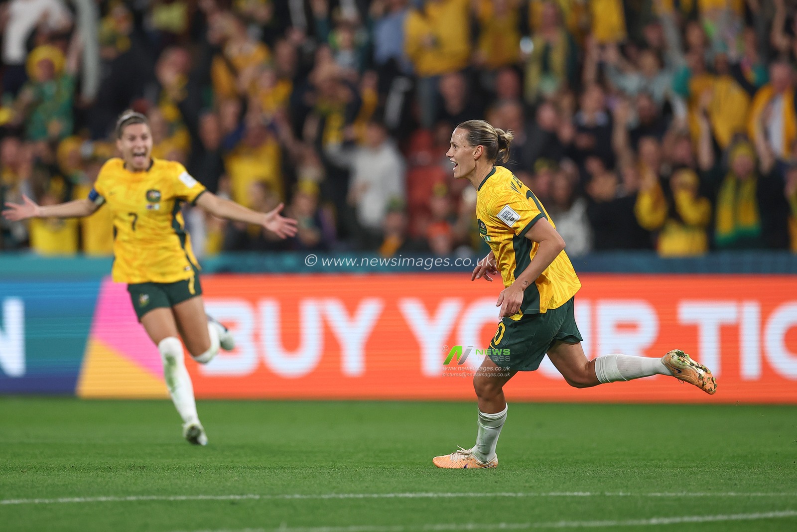Emily van Egmond #10 of Australia celebrates her goal to make it 1-0 during the FIFA Women's World Cup 2023 Group B match Australia Women vs Nigeria Women at Suncorp Stadium, Brisbane, Australia, 27th July 2023

(Photo by Patrick Hoelscher/News Images)