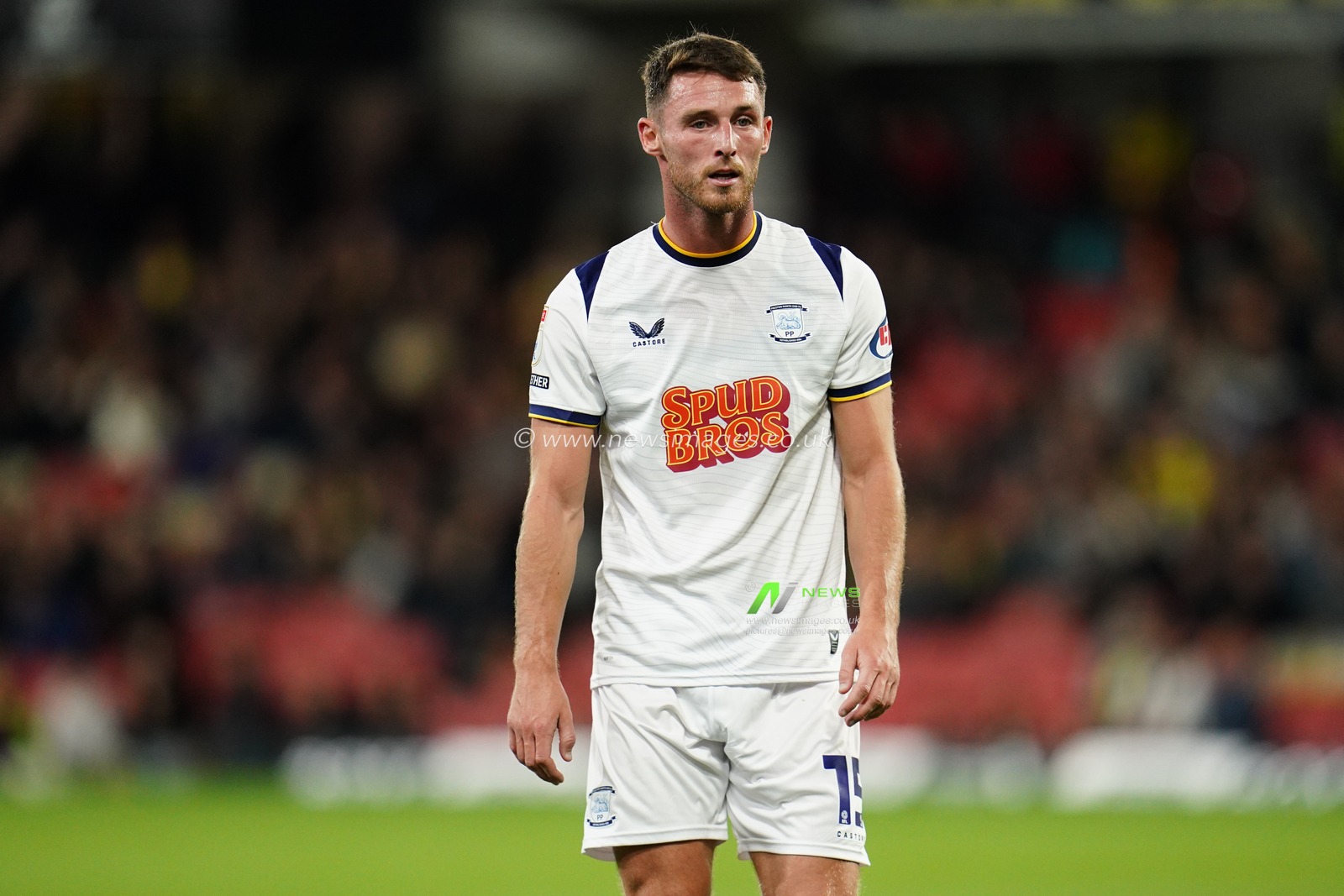 Jordan Thompson of Preston North End during the Sky Bet Championship match Watford vs Preston North End at Vicarage Road, Watford, United Kingdom on 08 September 2026

(Photo by Harvey Murphy/News Images)