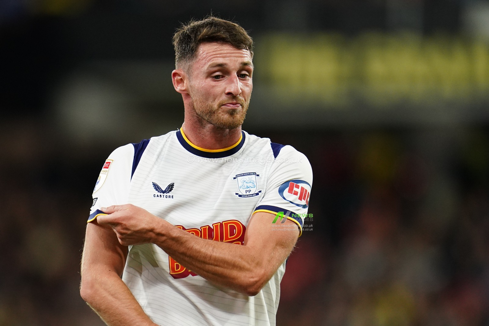 Jordan Thompson of Preston North End during the Sky Bet Championship match Watford vs Preston North End at Vicarage Road, Watford, United Kingdom on 08 September 2026

(Photo by Harvey Murphy/News Images)