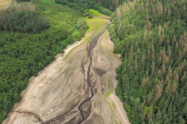 Vegetation starts to grow on the bed of Langsett Reservoir as water levels drop as the summer drought continues at Langsett Reservoir, Barnsley, United Kingdom, 18th July 2025

(Photo by Mark Cosgrove/News Images)