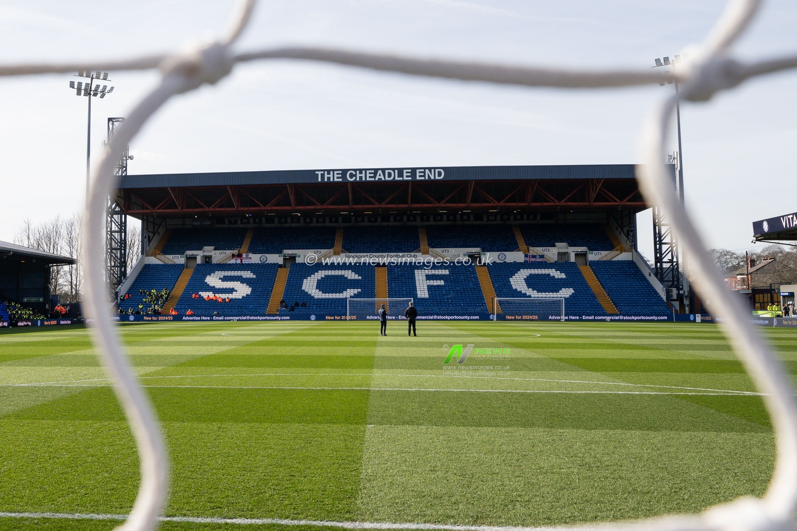 A general view of Edgeley Park Stadium, Home of Stockport County, during the Sky Bet League 1 match Stockport County vs Blackpool at Edgeley Park Stadium, Stockport, United Kingdom, 1st March 2025

(Photo by Craig Thomas/News Images)