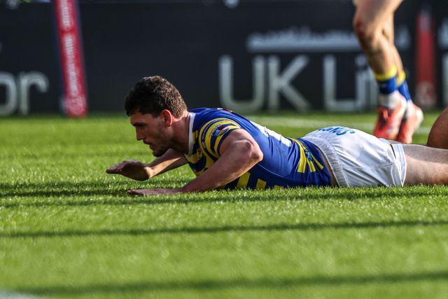 Sam Stone of Warrington Wolves goes over for a try during the Betfred Super League round 5 match Warrington Wolves vs Castleford Tigers at The Halliwell Jones Stadium, Warrington, United Kingdom on 21 March 2026

(Photo by Alfie Cosgrove/News Images)