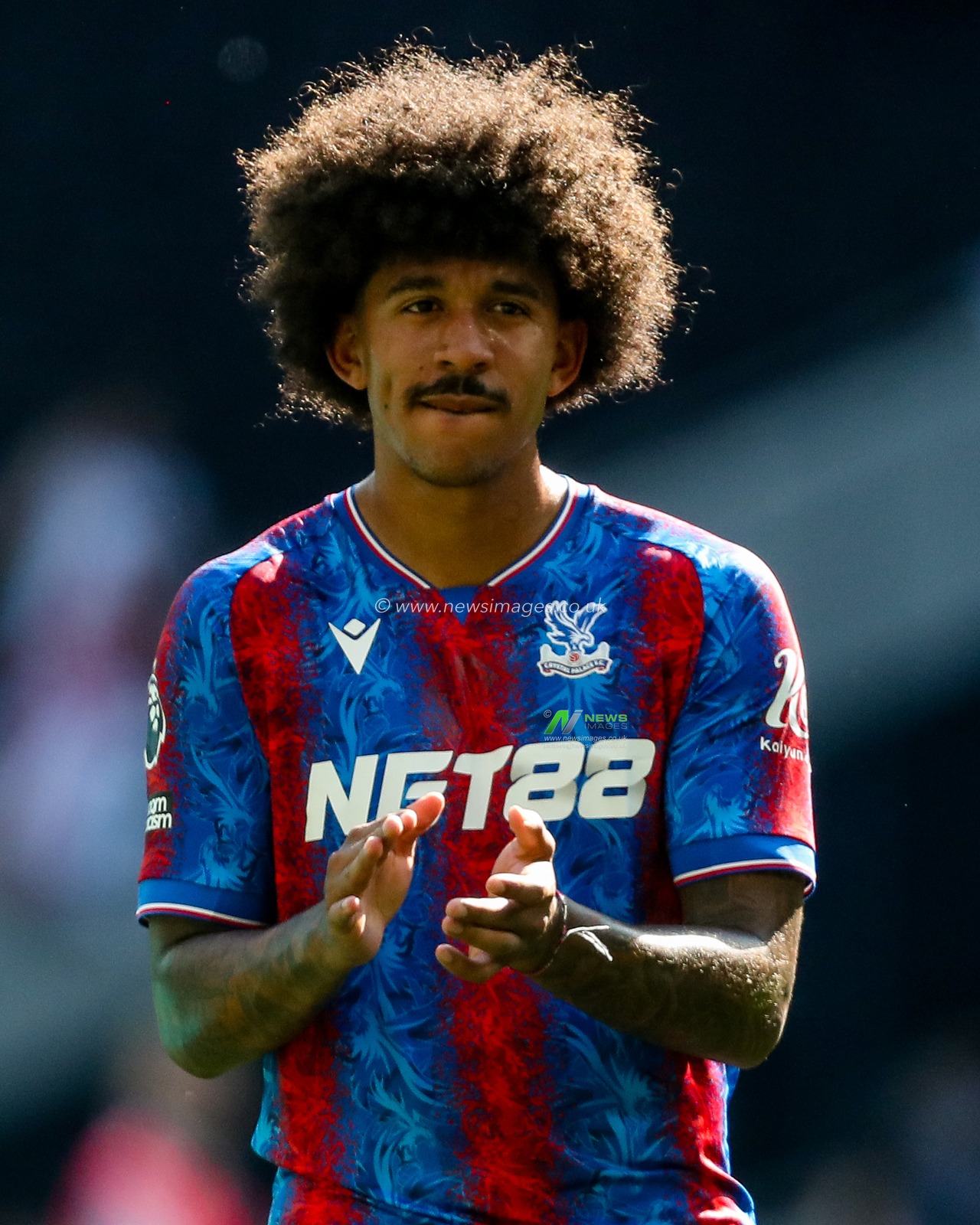 Chris Richards of Crystal Palace acknowledges the fans after the teams victory following the Premier League match Tottenham Hotspur vs Crystal Palace at Tottenham Hotspur Stadium, London, United Kingdom, 11th May 2025

(Photo by Izzy Poles/News Images)