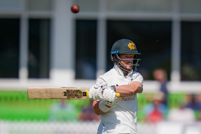 Ben Duckett attempts a pull shot during Leicestershire County Cricket Club vs Nottinghamshire County Cricket Club in Country Cricket Division One Day 1 at Grace Road, Leicester, United Kingdom on 01 May 2026

(Photo by Maynard Manyowa/News Images)