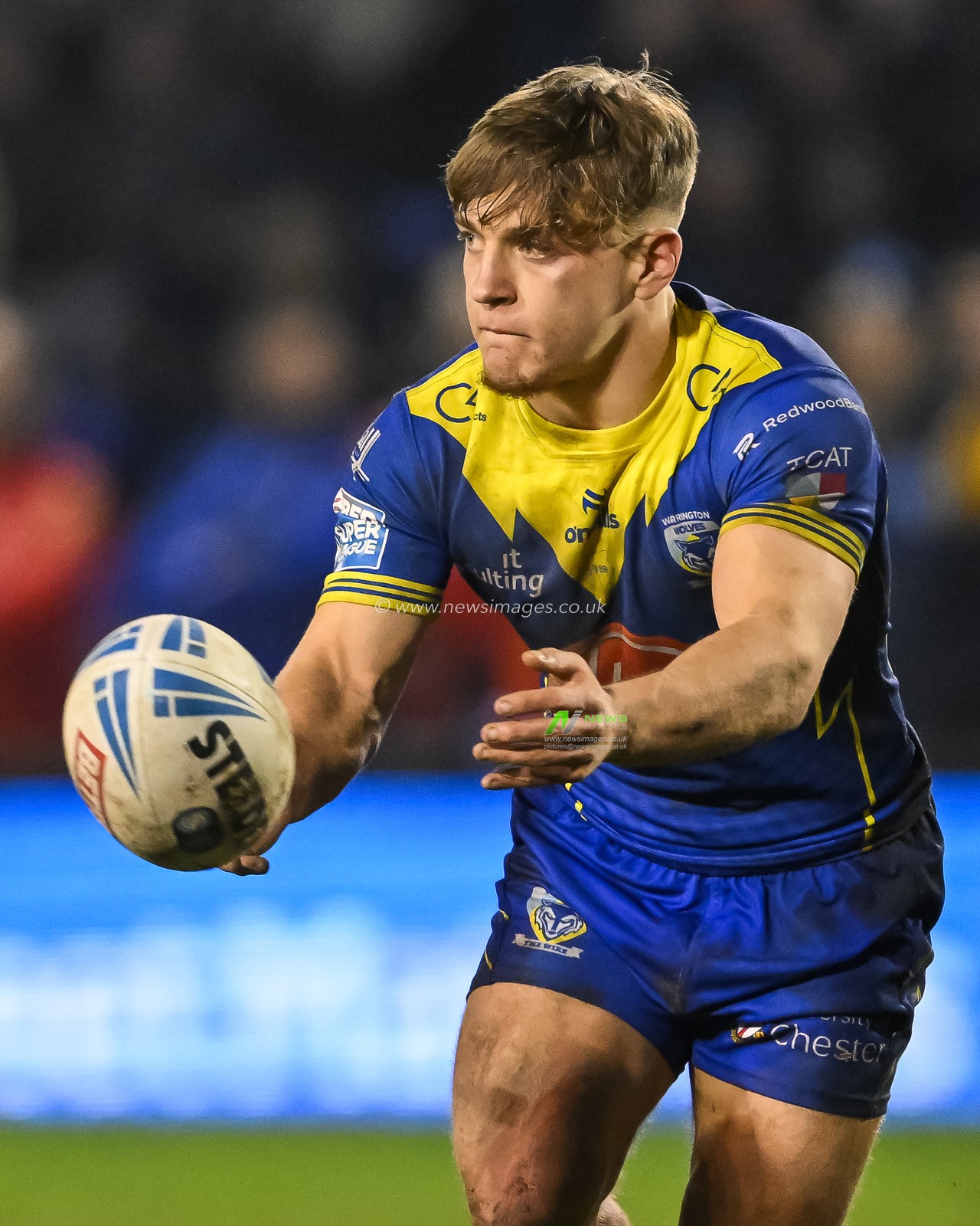 Leon Hayes of Warrington Wolves in action during the Betfred Super League Round 2 match Warrington Wolves vs Hull FC at Halliwell Jones Stadium, Warrington, United Kingdom, 23rd February 2024

(Photo by Craig Thomas/News Images)