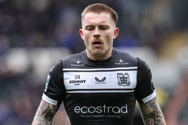 Betfred Super League Round 9 Hull FC v Leeds Rhinos