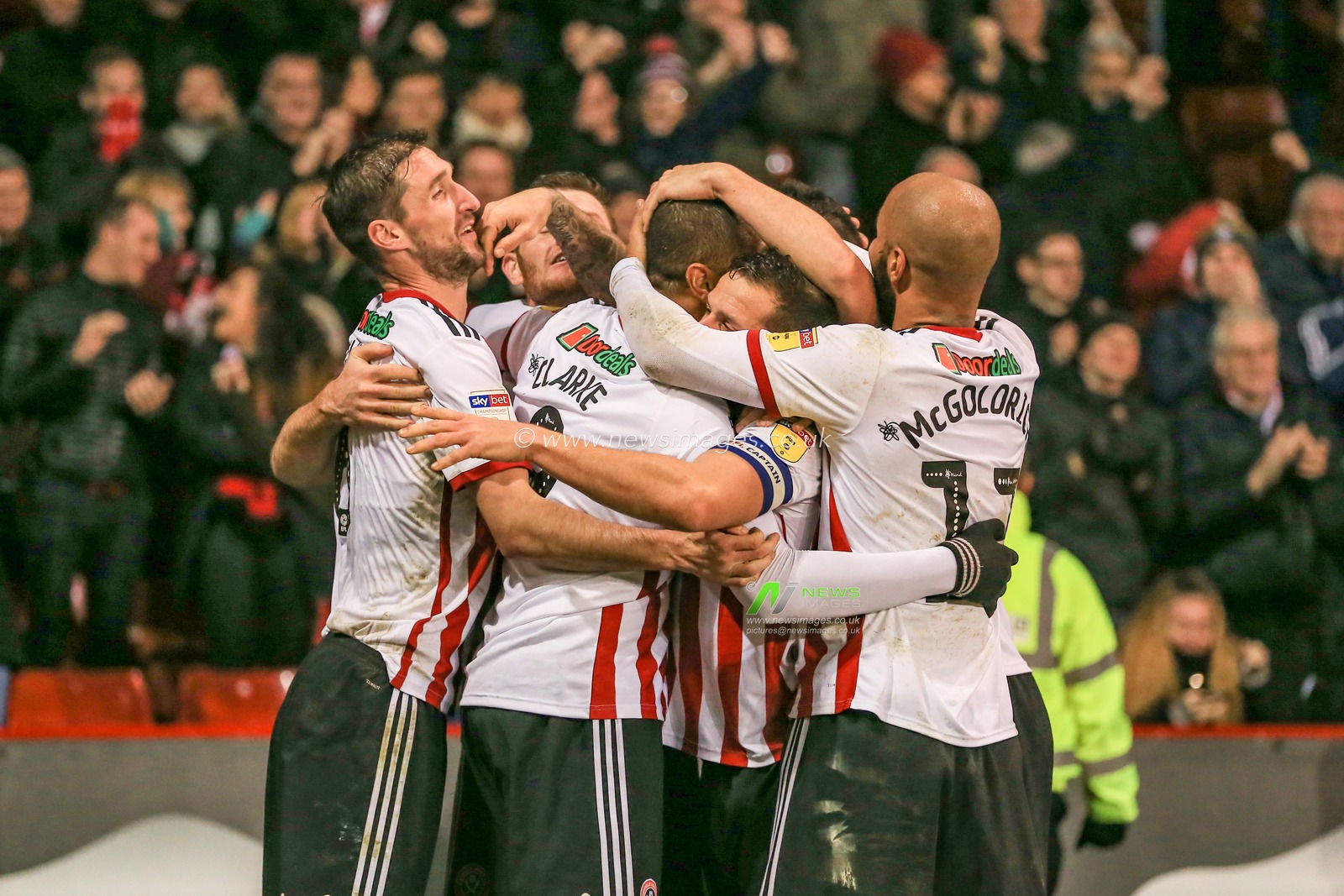 26th December 2018, Bramall Lane, Sheffield, England; Sky Bet Championship, Sheffield United vs Derby ; Leon Clarke (09) of Sheffield United celebrates his goal to make it 3-1


Credit: Mark Cosgrove/News Images

English Football League images are subject to DataCo Licence