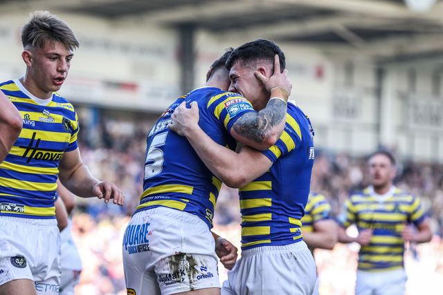 Matty Ashton of Warrington Wolves celebrates his try during the Betfred Super League round 5 match Warrington Wolves vs Castleford Tigers at The Halliwell Jones Stadium, Warrington, United Kingdom on 21 March 2026

(Photo by Alfie Cosgrove/News Images)