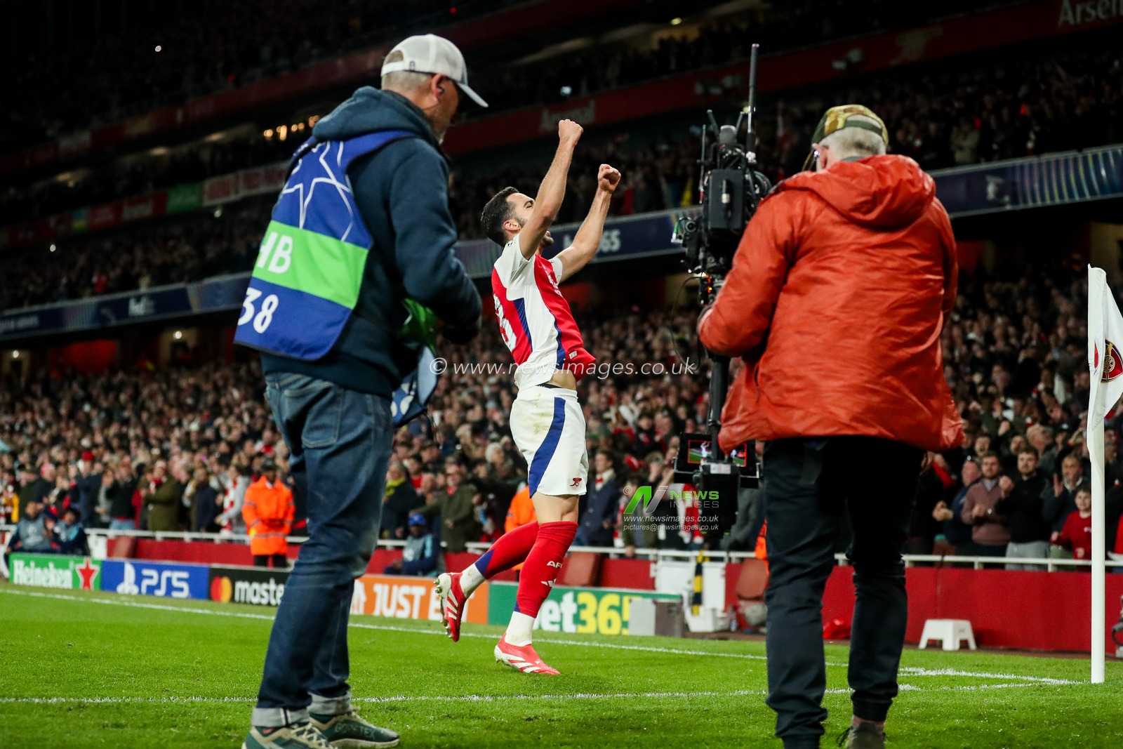 Mikel Merino of Arsenal celebrates his goal to make it 3-0 during the UEFA Champions League Quarter-finals match Arsenal vs Real Madrid at Emirates Stadium, London, United Kingdom, 8th April 2025

(Photo by Izzy Poles/News Images)