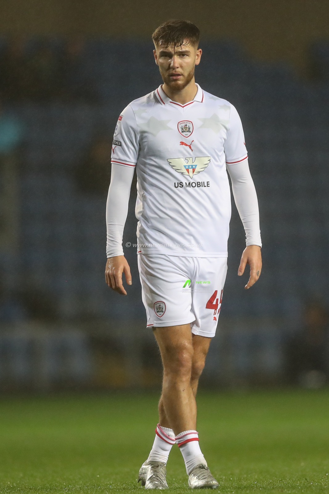 John Mcatee of Barnsley during the Sky Bet League 1 match Oxford United vs Barnsley at Kassam Stadium, Oxford, United Kingdom, 23rd January 2024

(Photo by Alfie Cosgrove/News Images)