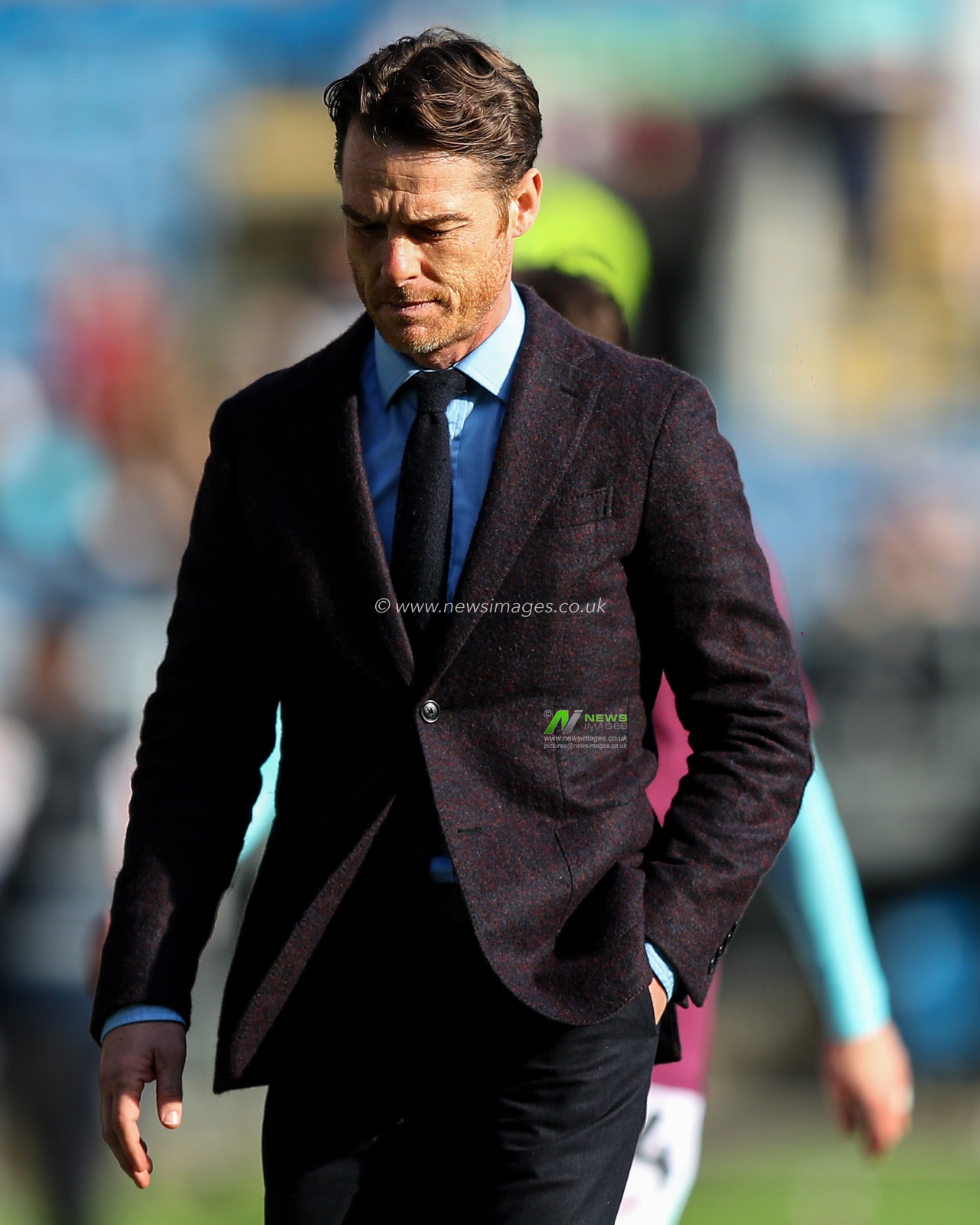 Scott Parker manager of Burnley during the Sky Bet Championship match Burnley vs Luton Town at Turf Moor, Burnley, United Kingdom, 8th March 2025

(Photo by Jorge Horsted/News Images)