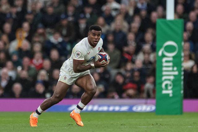 Immanuel Feyi-Waboso of England breaks with the ball during the Quilter Nations Series 2025 match England vs Australia at Allianz Stadium, Twickenham, United Kingdom, 1st November 2025

(Photo by Mark Cosgrove/News Images)

*** GER AUT SUI OUT ***