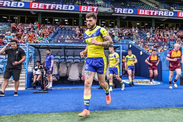 Connor Wrench of Warrington Wolves comes out for the game during the Betfred Super League Round 23 match Huddersfield Giants vs Warrington Wolves at Accu Stadium, Huddersfield, United Kingdom, 24th August 2025

(Photo by Alfie Cosgrove/News Images)