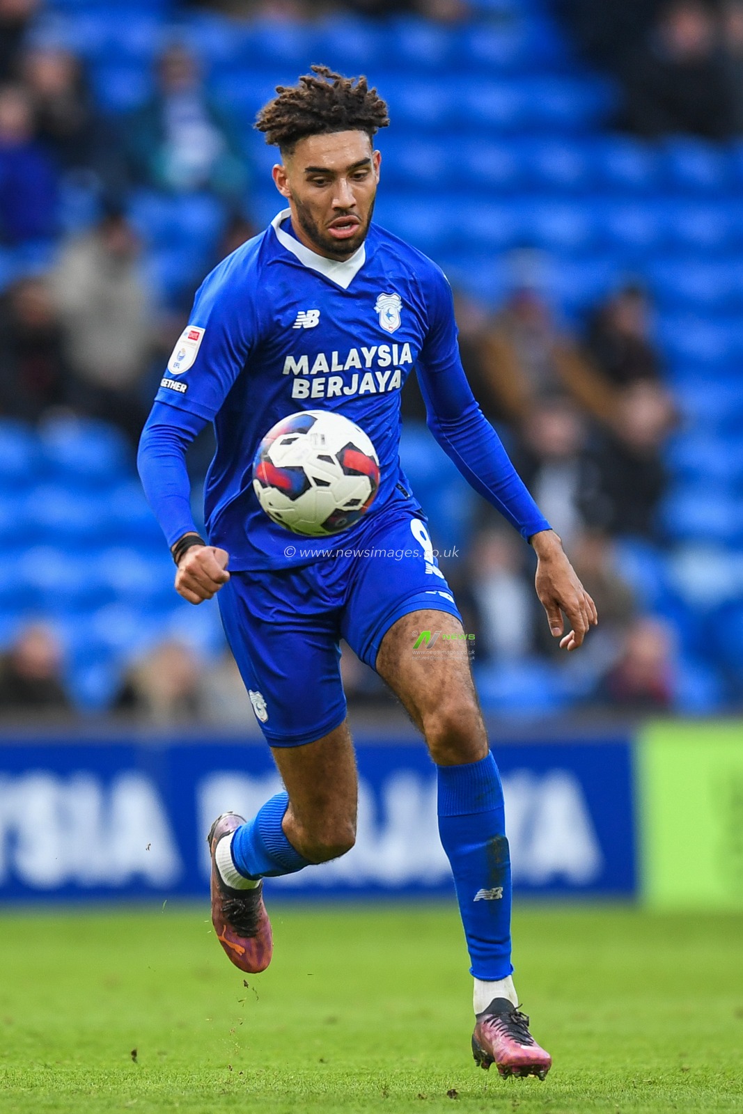 Hion Etete #9 of Cardiff City  during the Sky Bet Championship match Cardiff City vs Blackpool at Cardiff City Stadium, Cardiff, United Kingdom, 17th December 2022

(Photo by Mike Jones/News Images)