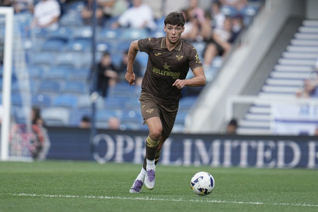 Aaron Hickey of Brentford on the ball during the Pre-season friendly match Queens Park Rangers vs Brentford at Kiyan Prince Foundation Stadium, London, United Kingdom, 2nd August 2025

(Photo by Harvey Murphy/News Images)