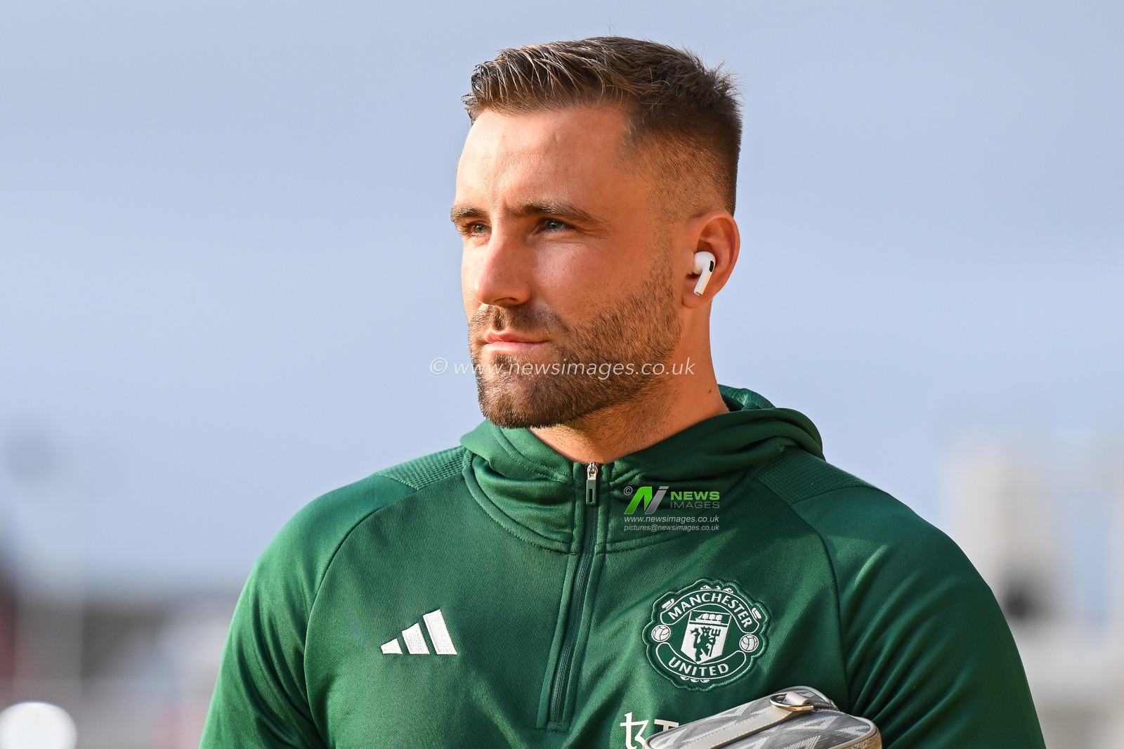 Luke Shaw of Manchester United arrives ahead of the Emirates FA Cup Fourth Round match Newport County vs Manchester United at Rodney Parade, Newport, United Kingdom, 28th January 2024

(Photo by Craig Thomas/News Images)