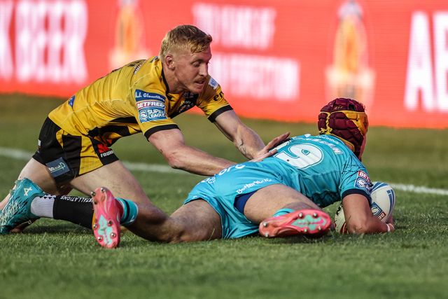 Betfred Super League round 17 Castleford Tigers v Huddersfield Giants