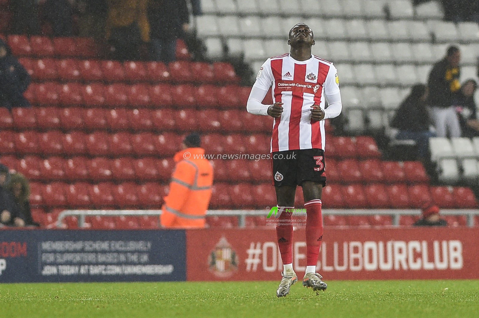 23rd November 2019, Stadium Of Light, Sunderland, England; Sky Bet League 1, Sunderland v Coventry City : Benji Kimpioka (31) of Sunderland celebrates after scoring his team's 1st goal

Credit: Iam Burn/News Images