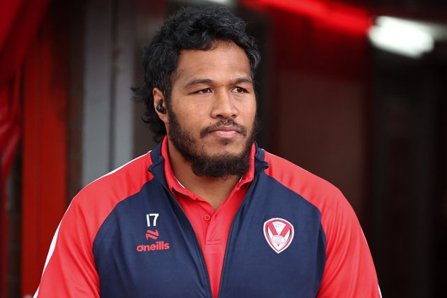 Agnatius Paasi of St. Helens arrives during the Betfred Super League Round 24 match Hull KR vs St Helens at Sewell Group Craven Park, Kingston upon Hull, United Kingdom, 29th August 2025

(Photo by Mark Cosgrove/News Images)
