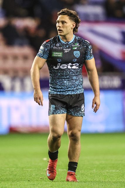 Lachlan Lam of Leigh Leopards during the Betfred Super League Semi Final 1 match Wigan Warriors vs Leigh Leopards at The Brick Community Stadium, Wigan, United Kingdom, 3rd October 2025

(Photo by Alfie Cosgrove/News Images)