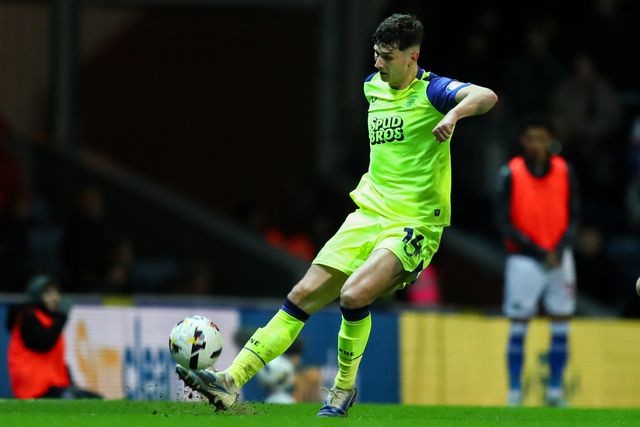 Jordan Storey of Preston North End passes the ball forward during the Sky Bet Championship match Blackburn Rovers vs Preston North End at Ewood Park, Blackburn, United Kingdom on 20 February 2026

(Photo by Jorge Horsted/News Images)