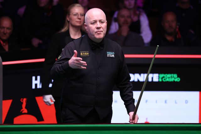 John Higgins expresses concerns during the 2025 Halo World Snooker Championship Game between John Higgins and Xiao Guodongat Crucible Theatre, Sheffield, United Kingdom, 26th April 2025

(Photo by Alex Roebuck/News Images)