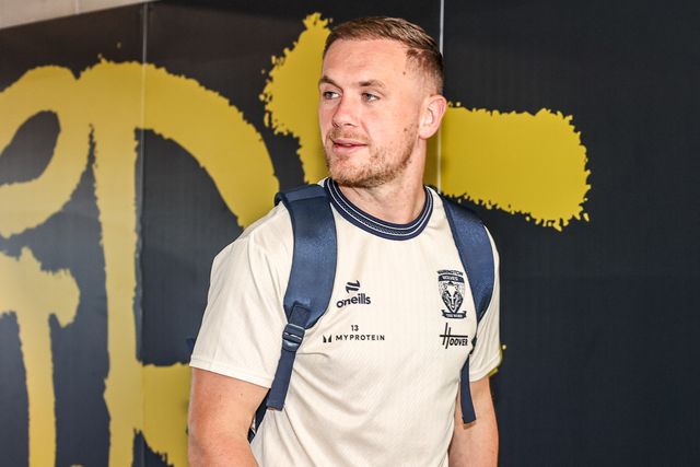 Ben Currie of Warrington Wolves arrives during the Betfred Super League round 12 match Warrington Wolves vs Bradford Bulls at The Halliwell Jones Stadium, Warrington, United Kingdom on 24 May 2026

(Photo by Alfie Cosgrove/News Images)