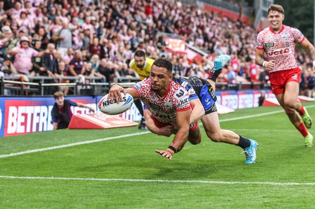 Umyla Hanley of Leigh Leopards goes over for a try during the Betfred Super League round 21 match Leigh Leopards vs Leeds Rhinos at Leigh Sports Village, Leigh, United Kingdom, 7th August 2025

(Photo by Alfie Cosgrove/News Images)