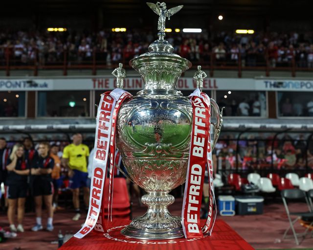Betfred Super League Round 14 Hull KR v Catalans Dragons