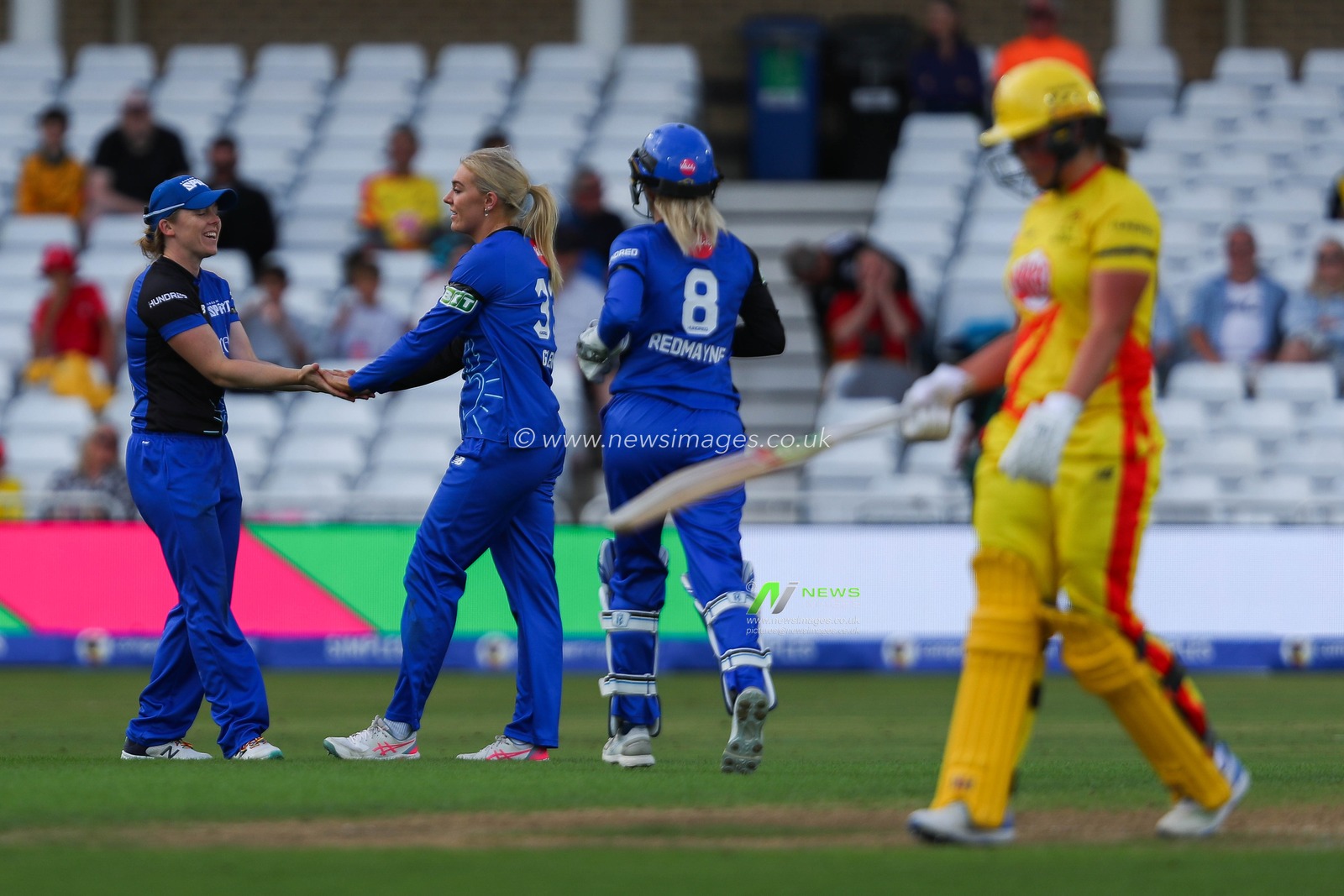 Sarah Glenn of London Spirit celebrates with teammates after dismissing Grace Scrivens of Trent Rockets during the The Hundred match Trent Rockets Women vs London Spirit Women at Trent Bridge, Nottingham, United Kingdom, 7th August 2024

(Photo by Izzy Poles/News Images)