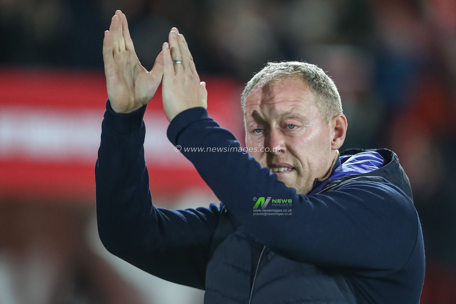 Steve Cooper manager of  Nottingham Forest applauds the home fans ahead of the Carabao Cup Third Round match Nottingham Forest vs Tottenham Hotspur at City Ground, Nottingham, United Kingdom, 9th November 2022

(Photo by Gareth Evans/News Images)