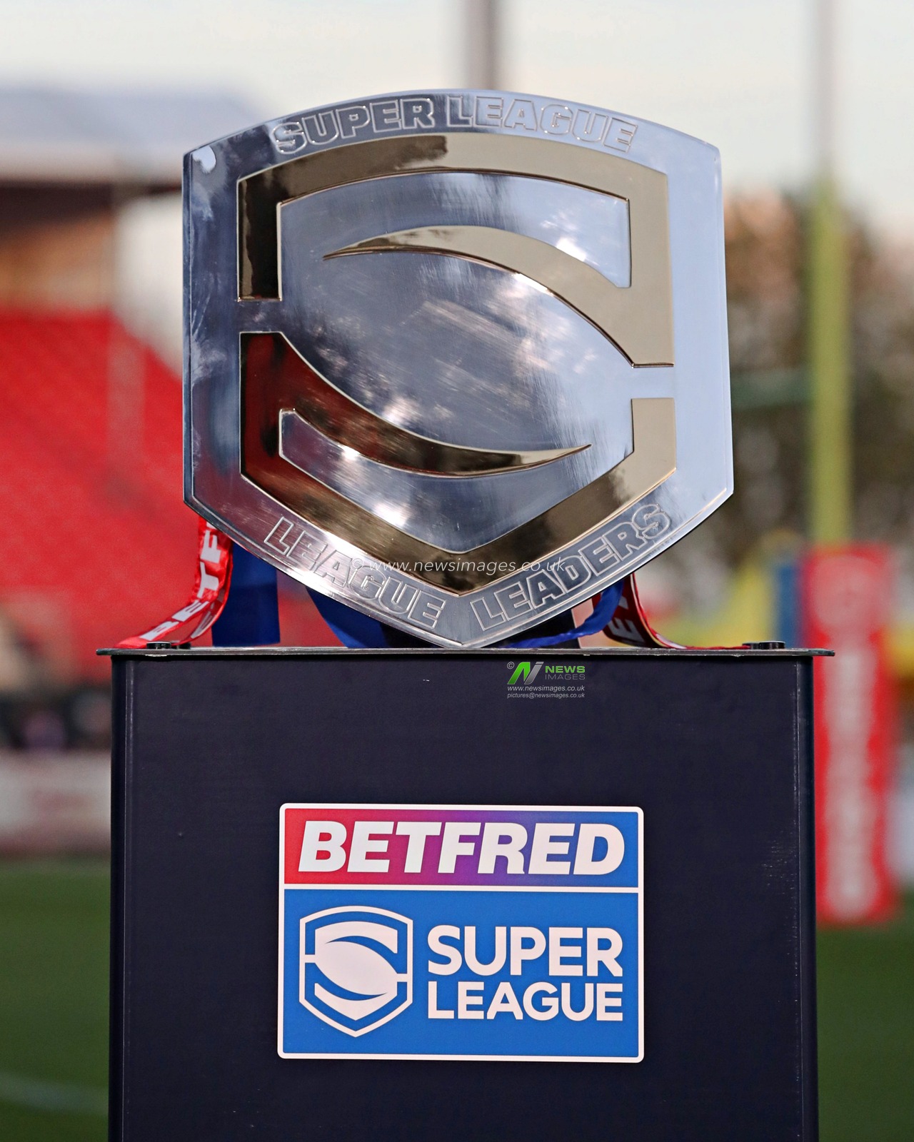 The League Leaders Shield before the Betfred Super League round 27 match Hull KR vs Warrington Wolves at Sewell Group Craven Park, Kingston upon Hull, United Kingdom, 18th September 2025(Photo by Sam Eaden/News Images)