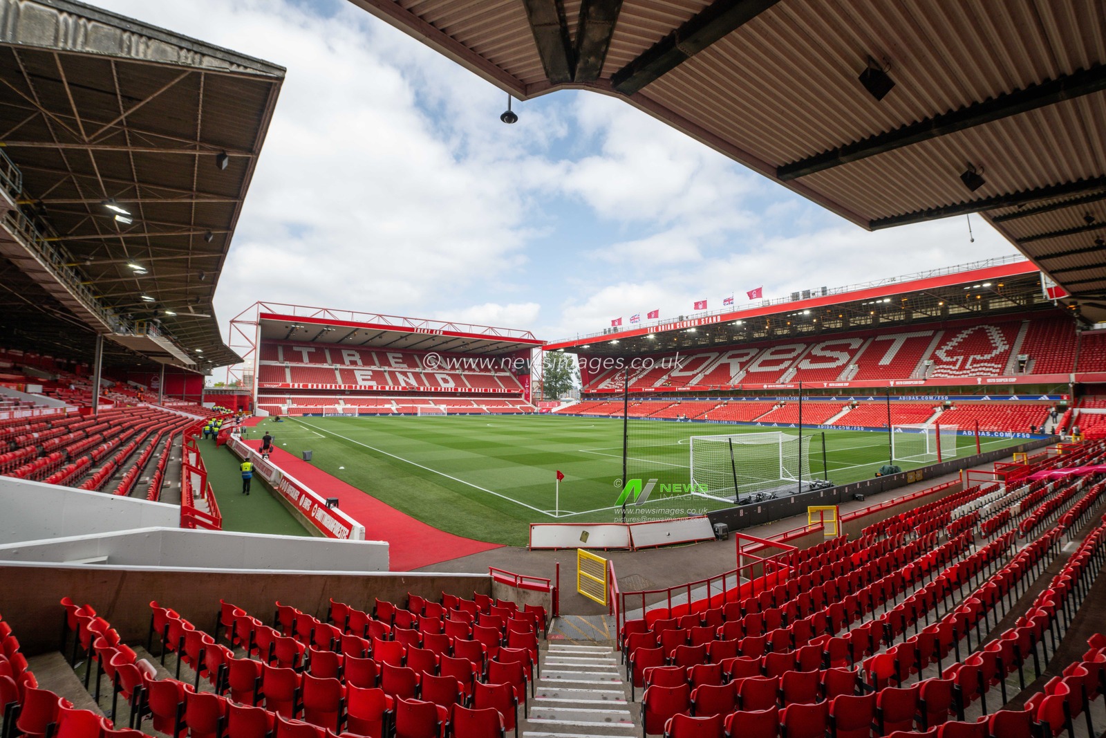 A general view of The City Ground, Home of Nottingham Forest, during the Premier League match Nottingham Forest vs Wolverhampton Wanderers at City Ground, Nottingham, United Kingdom, 31st August 2024

(Photo by Craig Thomas/News Images)