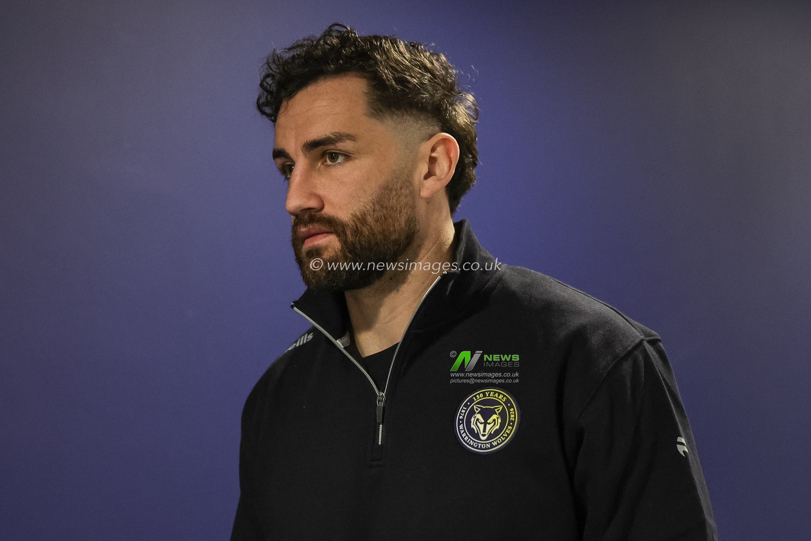 Toby King of Warrington Wolves arrives during the Betfred Super League Round 4 match York Knights vs Warrington Wolves at LNER Community Stadium, York, United Kingdom on 06 March 2026

(Photo by Mark Cosgrove/News Images)