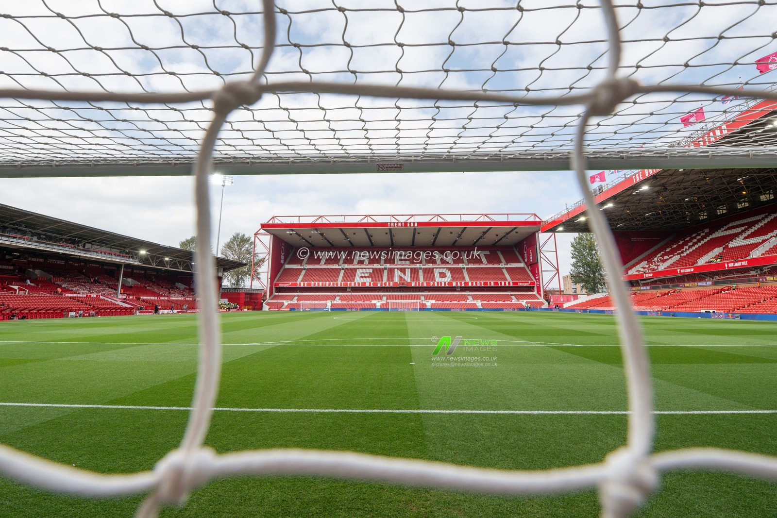 A general view of The City Ground, Home of Nottingham Forest, during the Premier League match Nottingham Forest vs Wolverhampton Wanderers at City Ground, Nottingham, United Kingdom, 31st August 2024

(Photo by Craig Thomas/News Images)